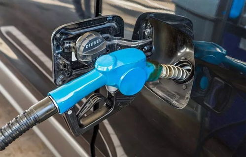 汽车多少吨可以备用汽油(汽车备用汽油的承载量，多少吨才合适？