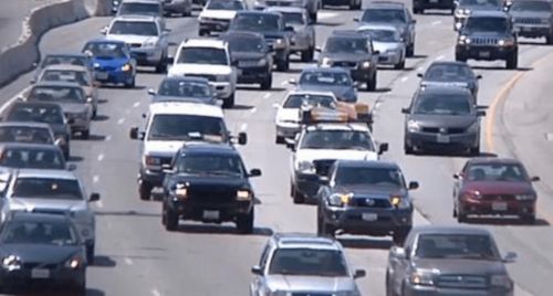 汽车前方多少米合适停车(汽车前方停车距离的合理选择)