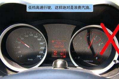 汽车开到180转速多少(汽车行驶速度与转速的深度解析—以汽车开到180公里/小时为例)