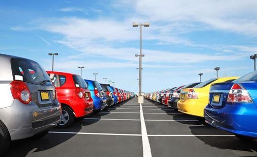 汽车二万公里要多少钱(汽车行驶二万公里的维护费用分析)