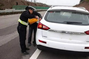 汽车免费救援电话多少天(汽车免费救援电话，关键时刻的守护与保障)