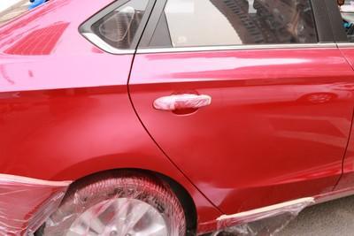 汽车浅色油漆要调多少天(汽车浅色油漆的调配周期与细节)