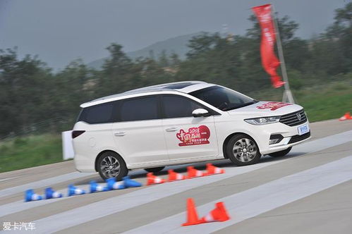 汽车转弯多少度不伤车身(汽车转弯角度指南，如何转弯不伤车身)