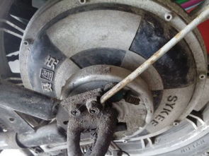 电动汽车刹车线电压多少(电动汽车刹车线电压解析)