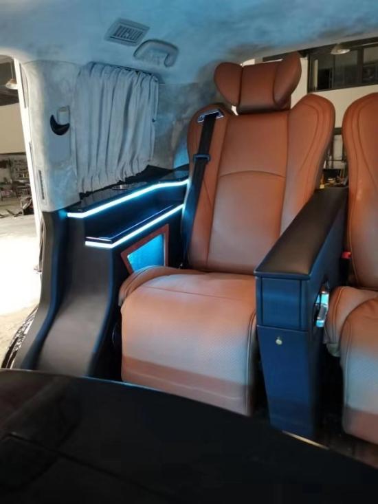 汽车陶瓷坐椅改装多少钱(汽车陶瓷坐椅改装，价格与价值的双重考量)