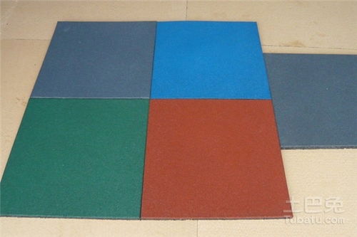 汽车地垫保养多少钱(汽车地垫保养，费用与价值共存的艺术)