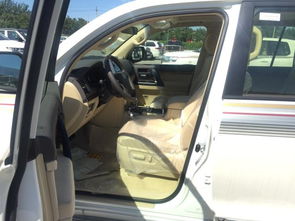 汽车天窗改装大灯多少钱(汽车天窗改装大灯，价格与价值之间的考量)