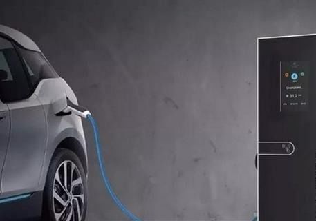 电动汽车行驶里程多少(电动汽车行驶里程的探索与展望)