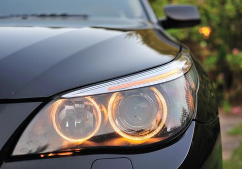 汽车35wled多少钱(汽车35W LED灯价格解析)