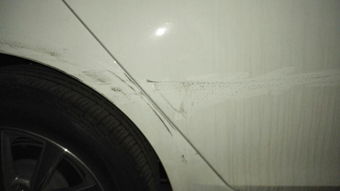 汽车刮伤多少钱补漆(汽车刮伤修复费用揭秘，补漆价格全解析)