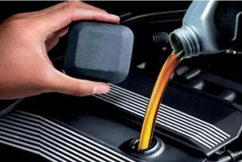 宇通汽车加机油多少钱(宇通汽车机油更换费用解析)