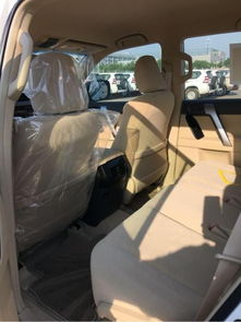 汽车大灯罩改装多少钱(汽车大灯罩改装费用解析)