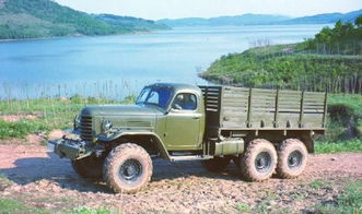 解放汽车车身重量是多少(解放汽车，车身重量与品质的双重考量)