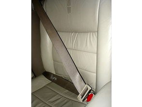 汽车安全带缝隙多少合适(汽车安全带缝隙，如何选择合适的尺寸)