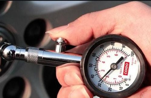 怎样查汽车油压大小多少(如何查询汽车油压大小多少)