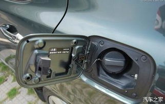 汽车油箱容积约多少公斤(汽车油箱容积与燃油重量的关系解析)