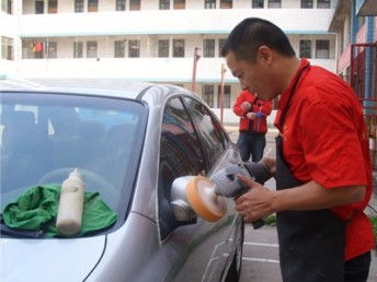 郑州学汽车美容学费多少(郑州学汽车美容学费多少)