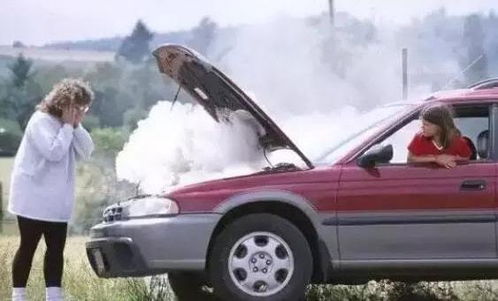 汽车加满油会漏出多少(汽车加满油后，会漏出多少油量的探究)