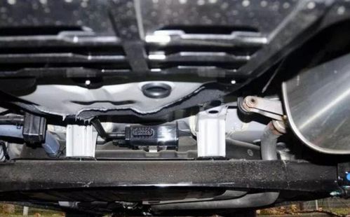 汽车下面空隙多少合适(汽车底盘空隙，适宜的尺寸与重要性)