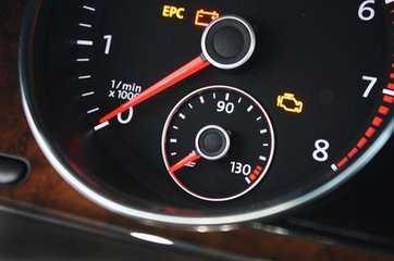 汽车冬天油耗是多少公里(汽车冬季油耗解析，油耗与公里数的关系)