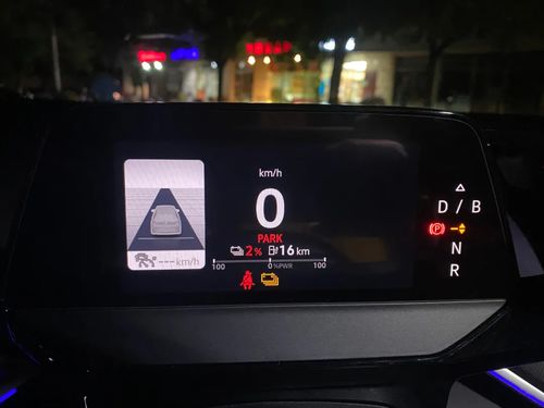 在城市开汽车用电多少(城市驾驶，汽车用电量解析)