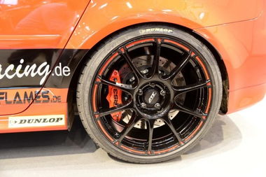 汽车可以改多少马力轮胎(汽车改装潜力探秘，轮胎与马力的完美结合)