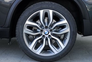 汽车胎压多少可以打气(汽车胎压如何掌握，何时需要打气？