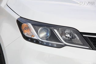 家用汽车近光灯多少瓦好(家用汽车近光灯瓦数选择指南)