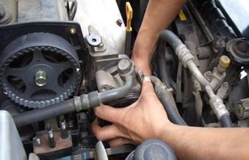 汽车耗油多少公里换机油(汽车耗油与机油更换周期，深度解析)