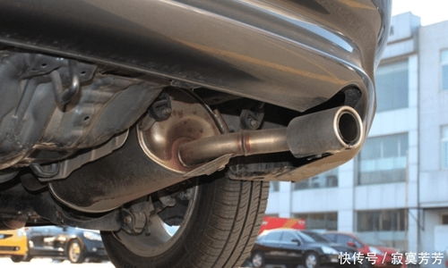 汽车排气管噪音多少(汽车排气管噪音的深度解析)