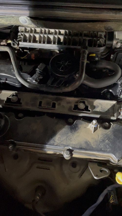 比亚迪汽车怠速行驶多少(解析比亚迪汽车怠速行驶的合理时间与影响因素)