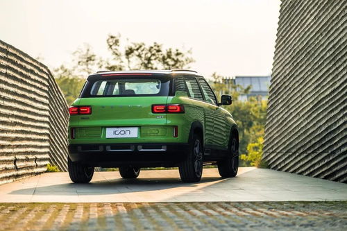 汽车车长大概多少(汽车车长概览，从紧凑型到大型车辆的尺寸变化)