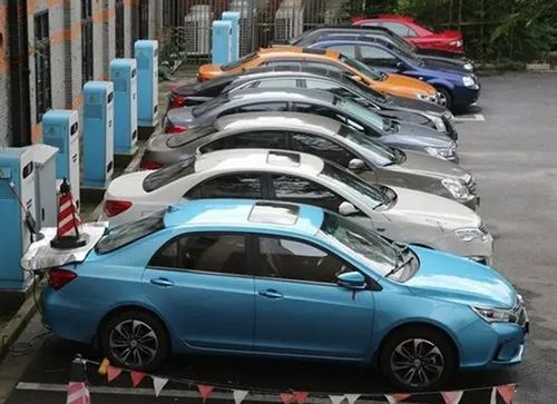 大型汽车载多少人(大型汽车载客能力探究)