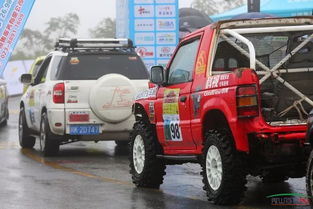 越野汽车爬坡70度多少(越野汽车爬坡70度挑战与解析)