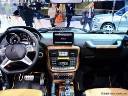 越野汽车爬坡70度多少(越野汽车爬坡70度挑战与解析)