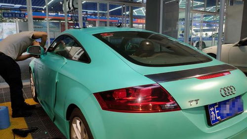 汽车不能贴多少贴纸(汽车贴纸的规范，究竟可以贴多少？