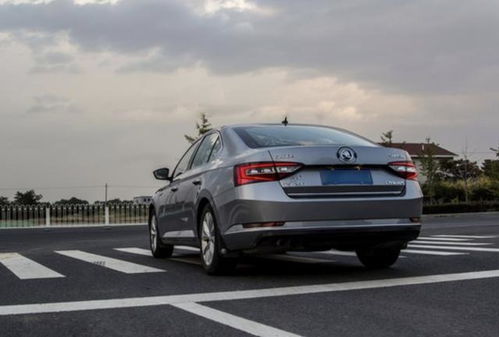 汽车车每秒跑多少米(汽车速度解析，每秒跑多少米？