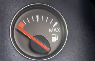 凤凰牌汽车油箱多少升(凤凰牌汽车油箱容量揭秘)