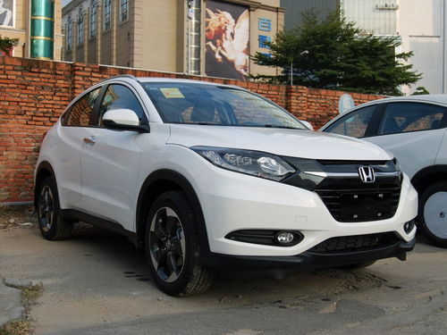 0.6小汽车多少钱(0.6小汽车价格解析，性价比之选)