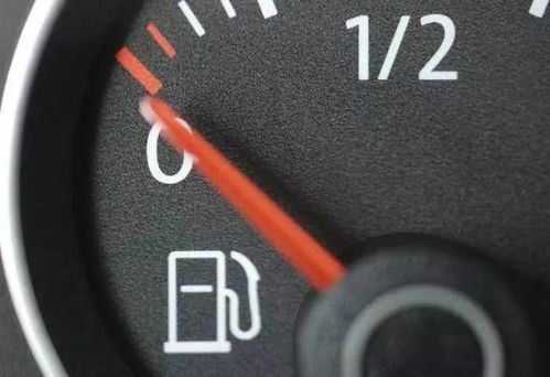 汽车油箱比实际小多少(汽车油箱实际容量与标称容量之间的差距) 汽车油箱比实际小多少(汽车油箱实际容量与标称容量之间的差距)