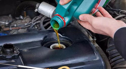 汽车气压多少才能吸玻璃(汽车气压与玻璃吸附的奥秘)