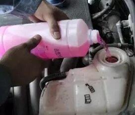 汽车冷却液多少kg(汽车冷却液的重要性与标准用量)