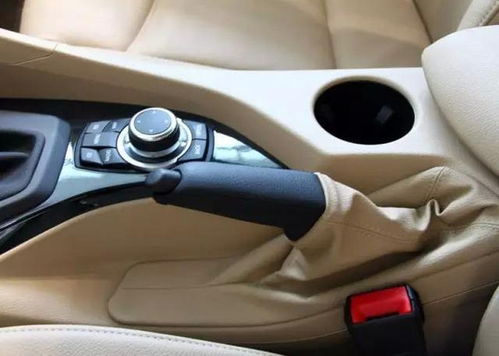 汽车紧急制动时速多少(汽车紧急制动时速的探究)