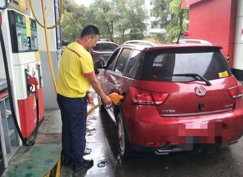 汽车后期油量多少最省油(汽车后期油量多少最省油)