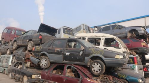 汽车多少小时报废(汽车报废时间，多少小时决定其命运)