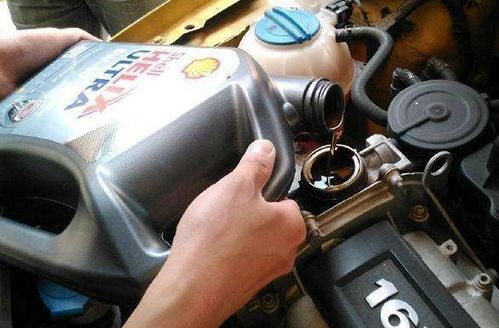 汽车烧多少机油会有提醒(汽车机油消耗警示，何时会收到提醒？