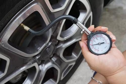 汽车保养多少公里可以做(汽车保养，多少公里可以做？