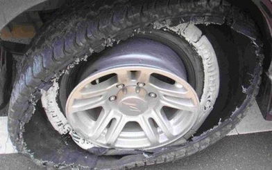 汽车的胎压力是多少(汽车胎压力的重要性与标准解读)