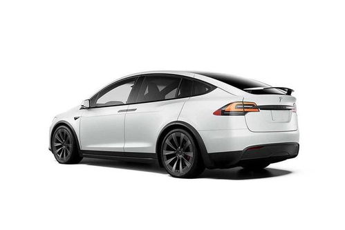 特斯拉汽车内部价格多少(特斯拉汽车内部价格揭秘)