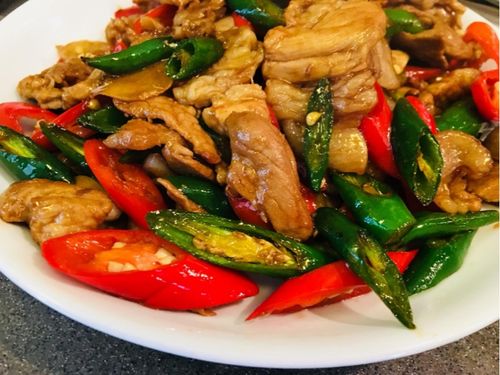 湖北辣椒炒肉制作教程，教你制作美味的辣椒炒肉视频课程
